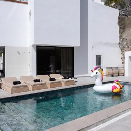 Villa Karat Stone *